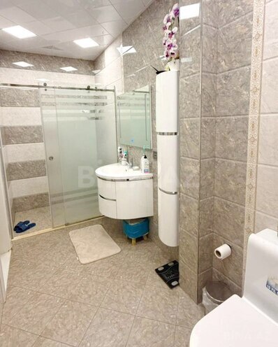 Сдаётся 3-комн. новостройка 136 м², м. Элмляр Академиясы, photo 6 from 13