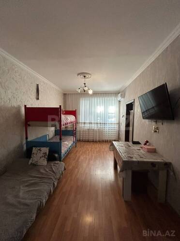 Satılır 2 otaqlı köhnə tikili 55 m², Memar Əcəmi m., photo 1 from 12