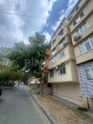 Продаётся 3-комн. вторичка 65 м², м. Ази Асланов, photo 1 from 13