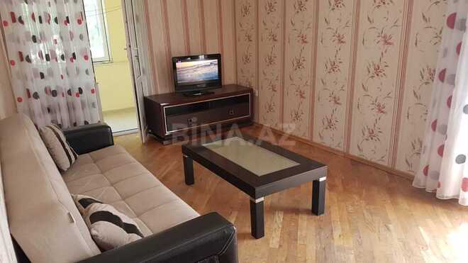 Satılır 2 otaqlı köhnə tikili 60 m², Nərimanov r., photo 1 from 23