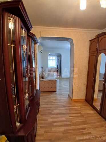 Продаётся 3-комн. вторичка 110 м², Абшеронcкий  р., photo 17 from 23