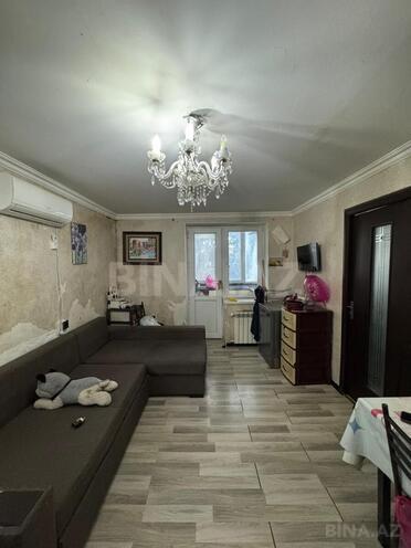 Продаётся 2-комн. вторичка 30 м², м. Иншаатчылар, photo 5 from 14