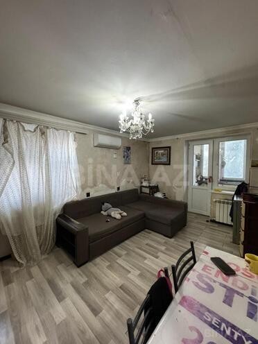 Продаётся 2-комн. вторичка 30 м², м. Иншаатчылар, photo 3 from 14