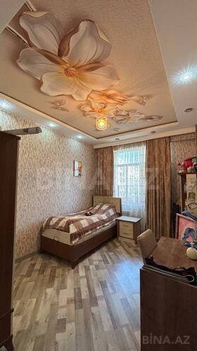 Продаётся 3-комн. новостройка 70 м², Абшеронcкий  р., photo 8 from 12
