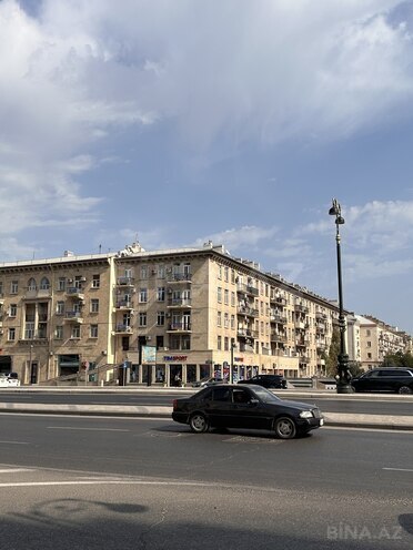 Продаётся 2-комн. вторичка 56 м², м. Нариман Нариманов, photo 3 from 20