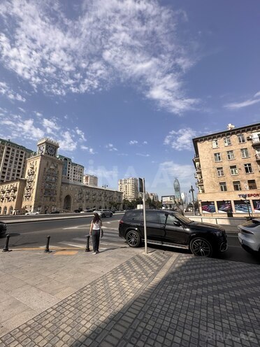 Продаётся 2-комн. вторичка 56 м², м. Нариман Нариманов, photo 4 from 20