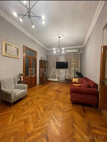 Satılır 3 otaqlı köhnə tikili 120 m², 28 May m., photo 7 from 17