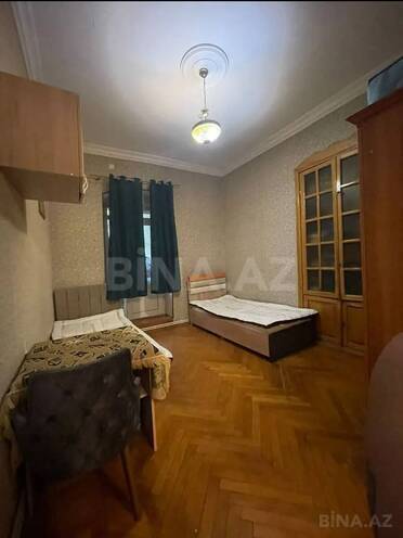 Satılır 3 otaqlı köhnə tikili 120 m², 28 May m., photo 14 from 17