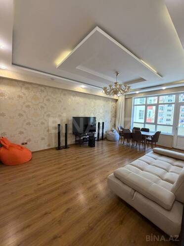 Satılır 2 otaqlı yeni tikili 82 m², İnşaatçılar m., photo 1 from 14