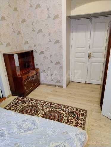 Сдаётся 4-комн. вторичка 80 м², м. Низами, photo 6 from 14
