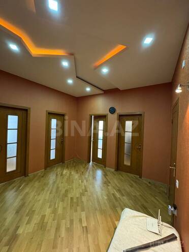 İcarəyə verilir 3 otaqlı yeni tikili 115 m², 28 May m., photo 1 from 16