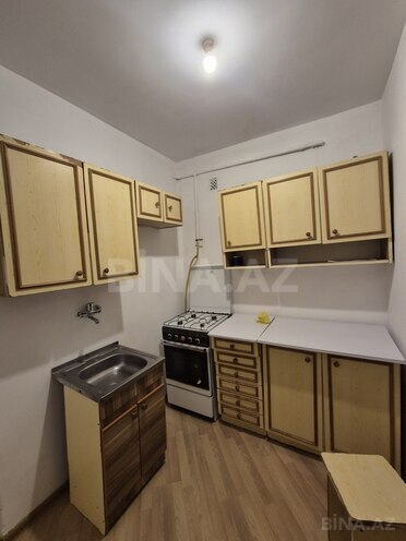 Satılır 1 otaqlı köhnə tikili 31 m², İnşaatçılar m., photo 6 from 10