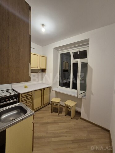 Satılır 1 otaqlı köhnə tikili 31 m², İnşaatçılar m., photo 7 from 10