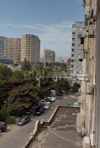 Satılır 3 otaqlı köhnə tikili 62 m², Həzi Aslanov m., photo 1 from 18