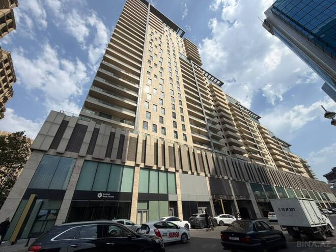 Сдаётся 3-комн. новостройка 136 м², м. Шах Исмаил Хатаи, photo 1 from 32
