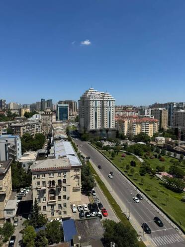 Продаётся 3-комн. новостройка 80 м², м. Низами, photo 3 from 24