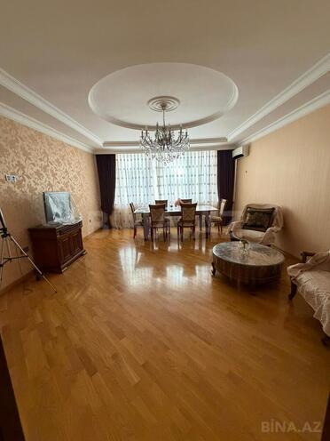 Сдаётся 3-комн. новостройка 130 м², м. Шах Исмаил Хатаи, photo 1 from 15