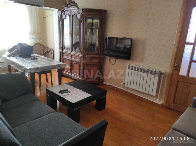 Satılır 2 otaqlı köhnə tikili 70 m², Əhmədli m., photo 3 from 12