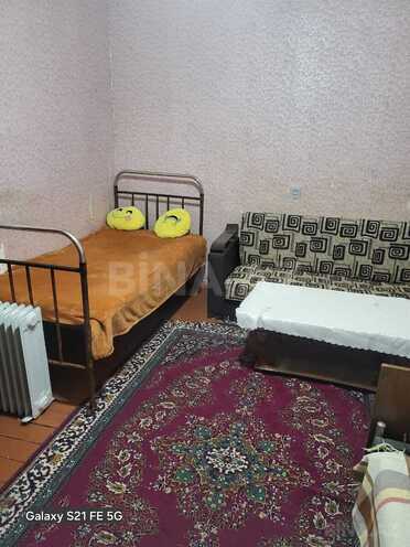 İcarəyə verilir 1 otaqlı köhnə tikili 40 m², 28 May m., photo 1 from 12