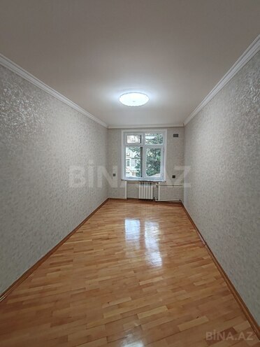 Продаётся 3-комн. вторичка 60 м², м. Иншаатчылар, photo 4 from 15