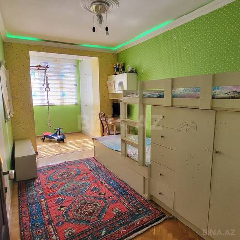 Продаётся 4-комн. вторичка 110 м², м. Иншаатчылар, photo 5 from 9