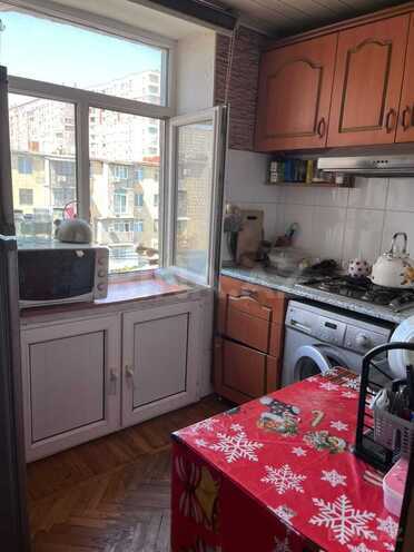 Продаётся 3-комн. вторичка 55 м², м. 20 января, photo 5 from 7