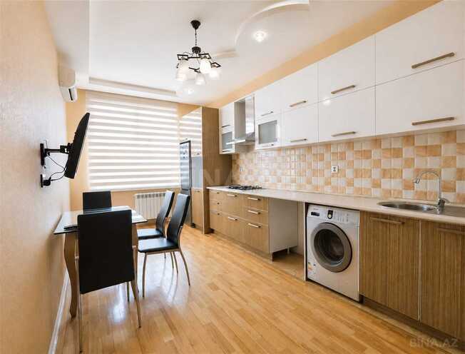 Сдаётся 3-комн. новостройка 120 м², м. Кара Караев, photo 8 from 11