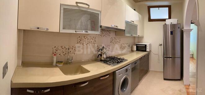 Сдаётся 3-комн. новостройка 100 м², м. Низами, photo 13 from 19