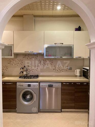 Сдаётся 3-комн. новостройка 100 м², м. Низами, photo 12 from 19