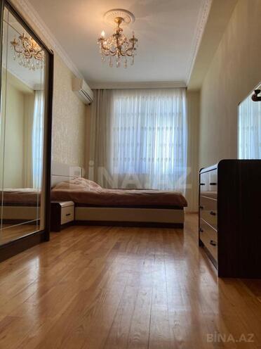 Сдаётся 3-комн. новостройка 100 м², м. Низами, photo 5 from 19
