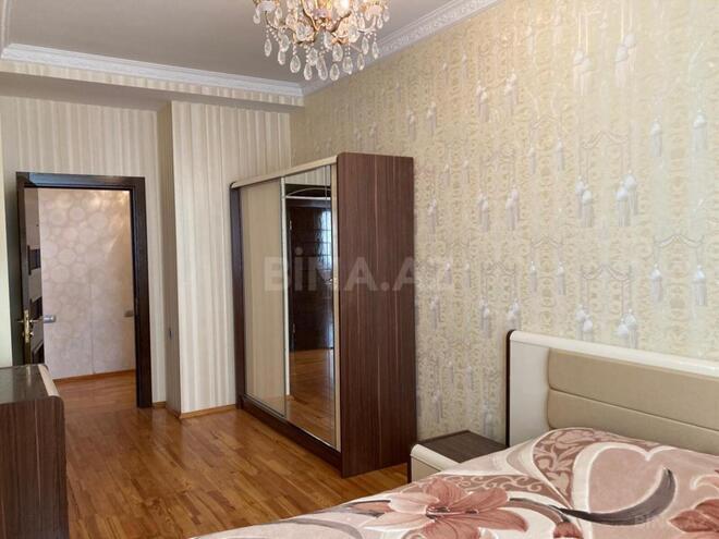 Сдаётся 3-комн. новостройка 100 м², м. Низами, photo 7 from 19