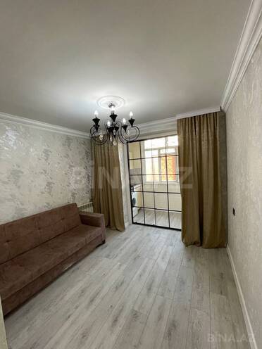 Satılır 3 otaqlı köhnə tikili 90 m², Əhmədli q., photo 1 from 16