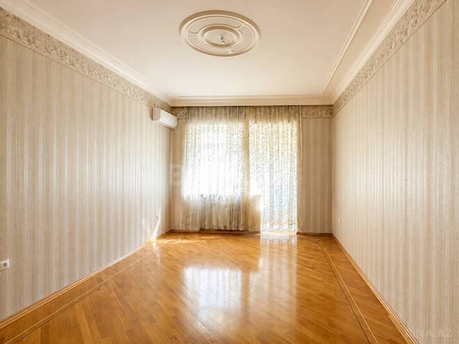 Satılır 3 otaqlı yeni tikili 145 m², İnşaatçılar m., photo 7 from 14