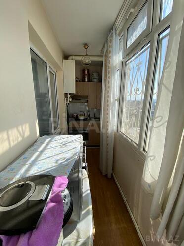 Продаётся 2-комн. вторичка 45 м², м. Кара Караев, photo 8 from 14