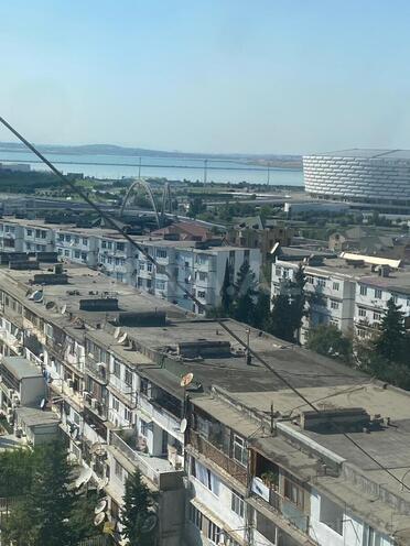 Продаётся 2-комн. вторичка 45 м², м. Кара Караев, photo 7 from 14
