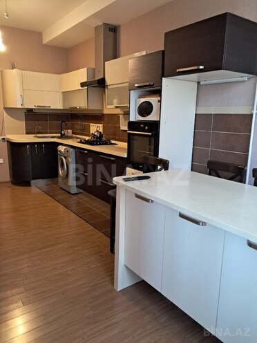 Сдаётся 4-комн. новостройка 130 м², м. Ази Асланов, photo 3 from 12