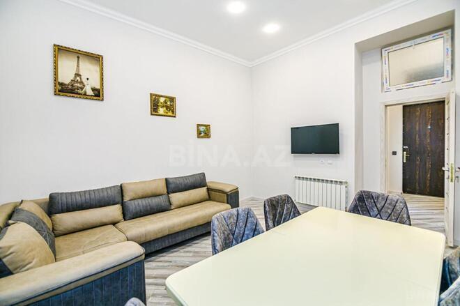 Продаётся 2-комн. вторичка 60 м², м. Сахил, photo 5 from 15