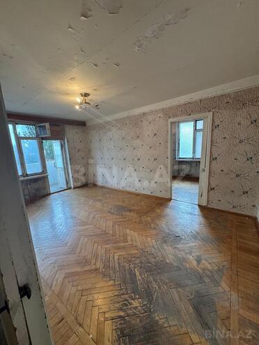 Продаётся 2-комн. вторичка 55 м², м. Элмляр Академиясы, photo 1 from 9
