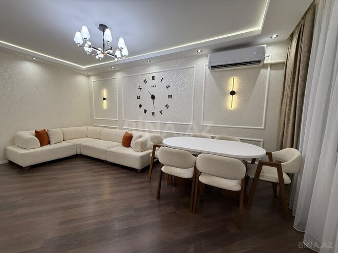 Продаётся 3-комн. вторичка 65 м², пос. Ахмедлы, photo 1 from 13