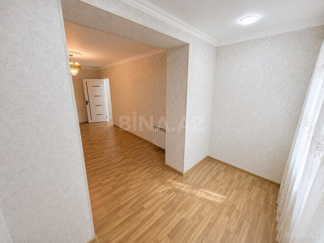 Продается 1-комн. вторичка 40 м², м. Нефтчиляр, photo 3 from 8