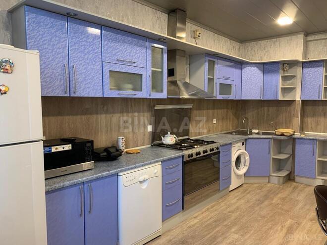 Сдаётся 3-комн. новостройка 150 м², м. Низами, photo 10 from 17