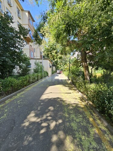 Satılır 3 otaqlı köhnə tikili 75 m², 7-ci mikrorayon q., photo 18 from 21