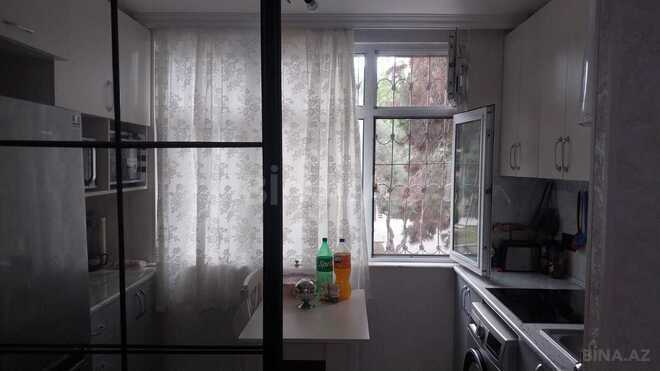 Продаётся 2-комн. вторичка 40 м², м. Нефтчиляр, photo 5 from 11