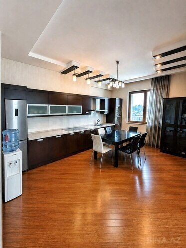Сдаётся 3-комн. новостройка 125 м², Насиминский  р., photo 5 from 14