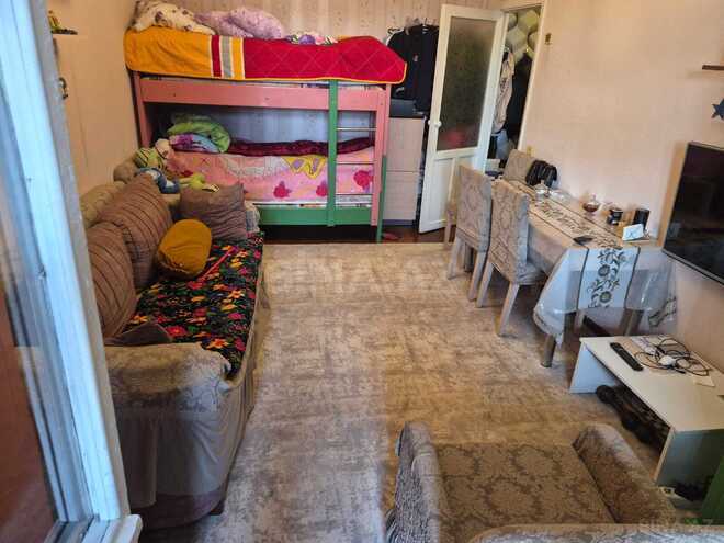 Продаётся 2-комн. вторичка 40 м², м. Нефтчиляр, photo 3 from 10