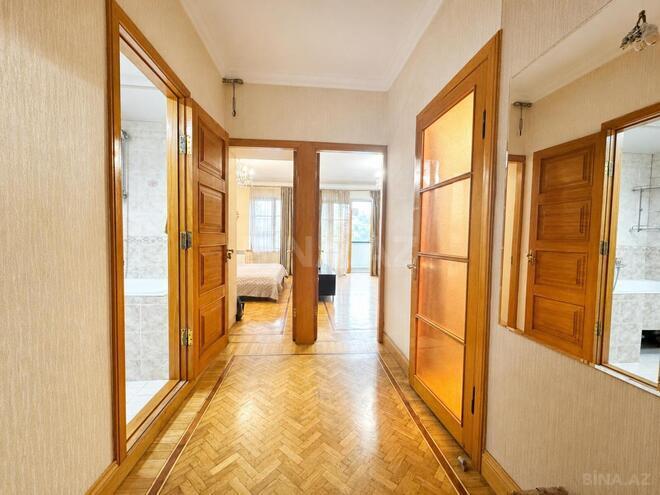 Satılır 2 otaqlı köhnə tikili 57 m², Gənclik m., photo 14 from 17