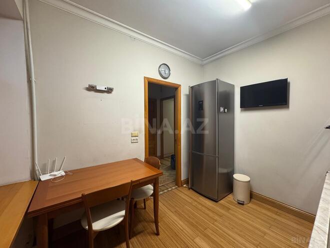 Satılır 2 otaqlı köhnə tikili 57 m², Gənclik m., photo 9 from 17