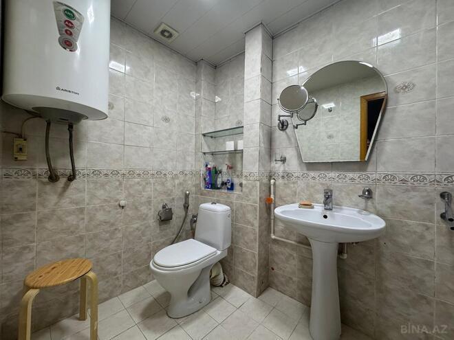 Satılır 2 otaqlı köhnə tikili 57 m², Gənclik m., photo 12 from 17