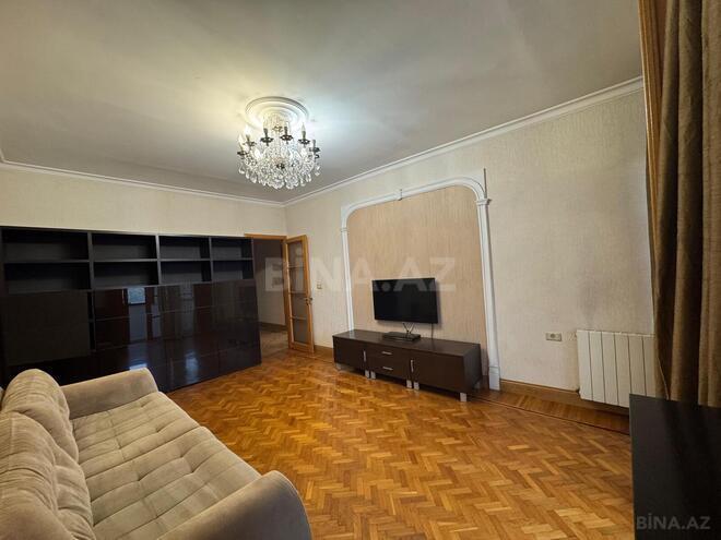 Satılır 2 otaqlı köhnə tikili 57 m², Gənclik m., photo 3 from 17