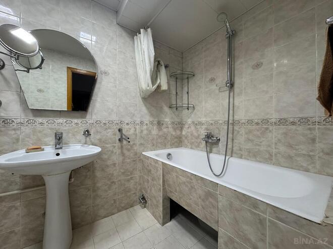 Satılır 2 otaqlı köhnə tikili 57 m², Gənclik m., photo 13 from 17